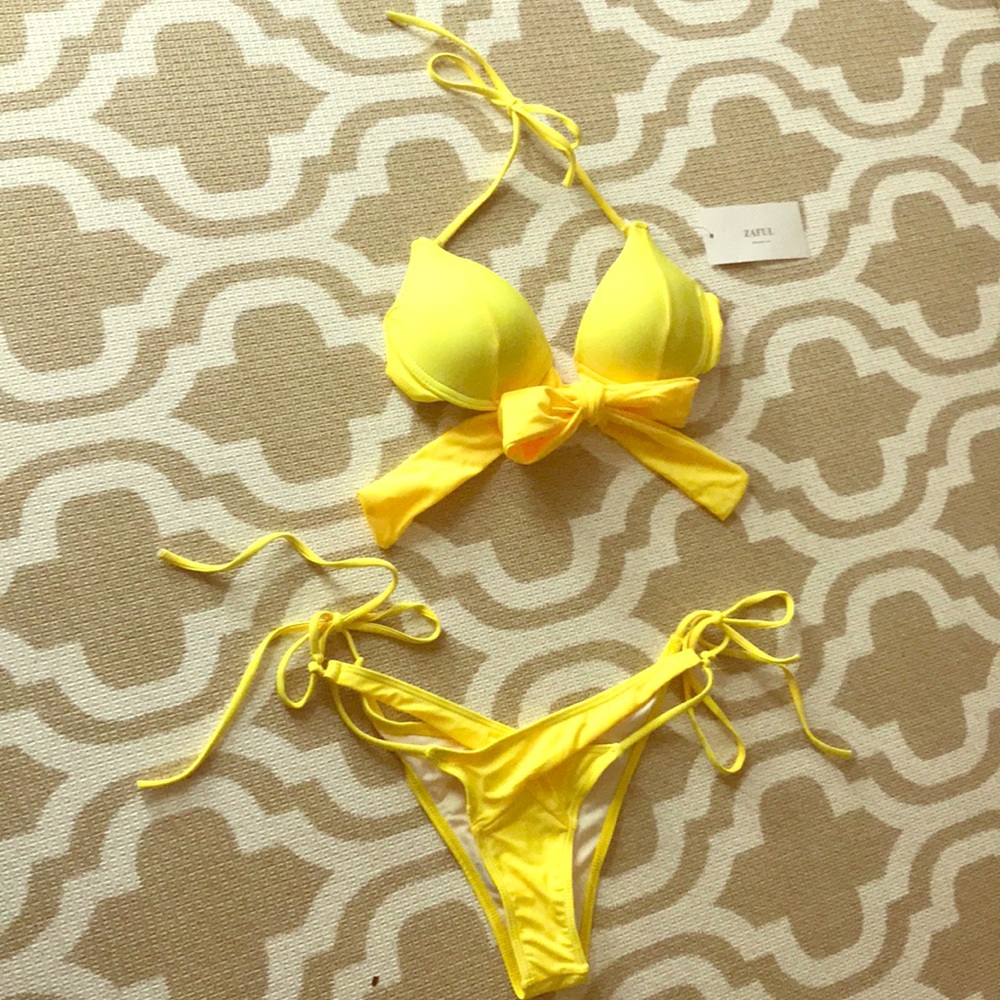 Yellow bikini